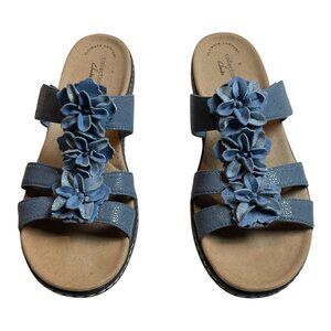 Clark's blue slip-on sandal with leather uppers and cut-out flower design 9.5